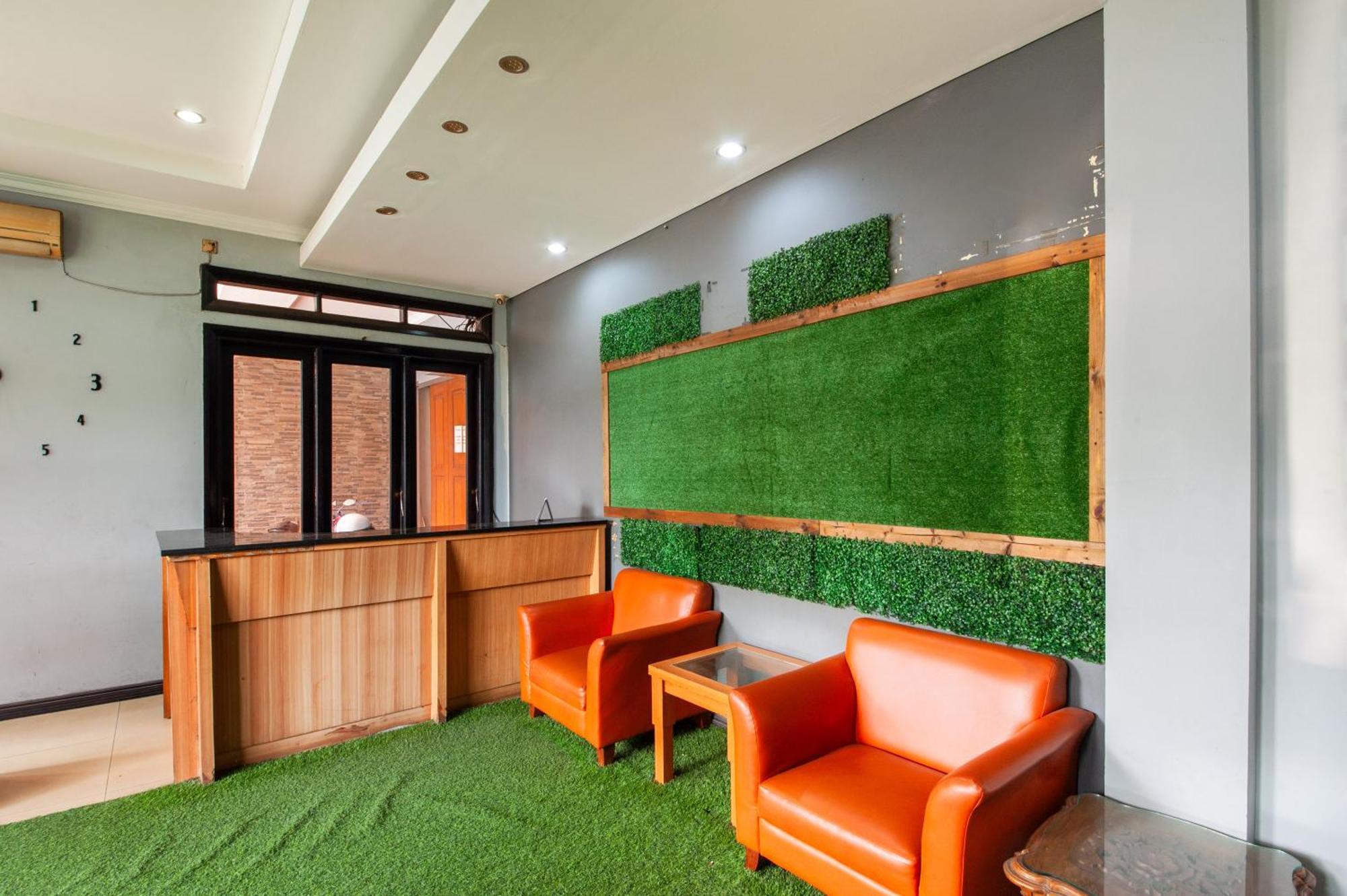 Reddoorz Plus Near Kelapa Dua Kebon Jeruk Джакарта Экстерьер фото